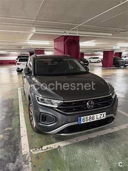 Gris / plata Usado 2022 VW T-Roc Life SUV | 20.900 € (Precio justo) - Imagen 1/3