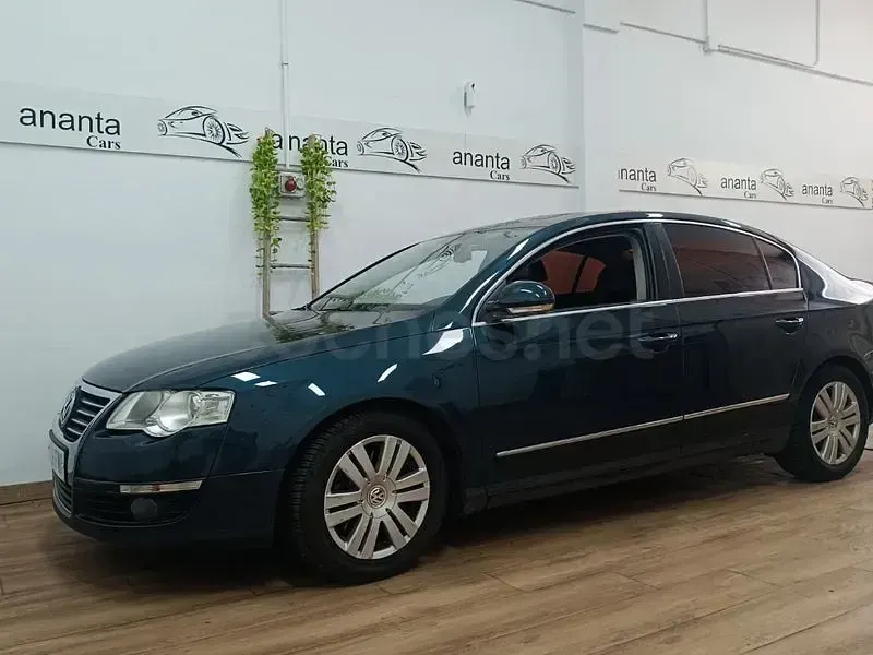 Usado VW Passat Highline 140 CV (102 kW) 2007 Azul Berlina
