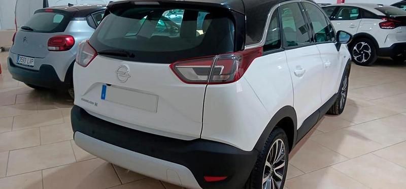 Usado Opel Crossland X Innovation 131 CV (96 kW) 2020 Blanco SUV