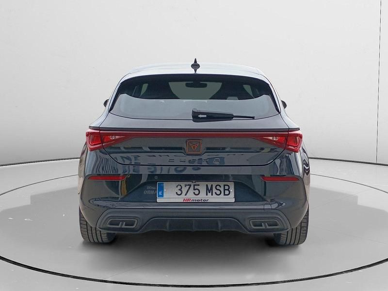 Usado Cupra Leon 150 CV (110 kW) 2023 Negro