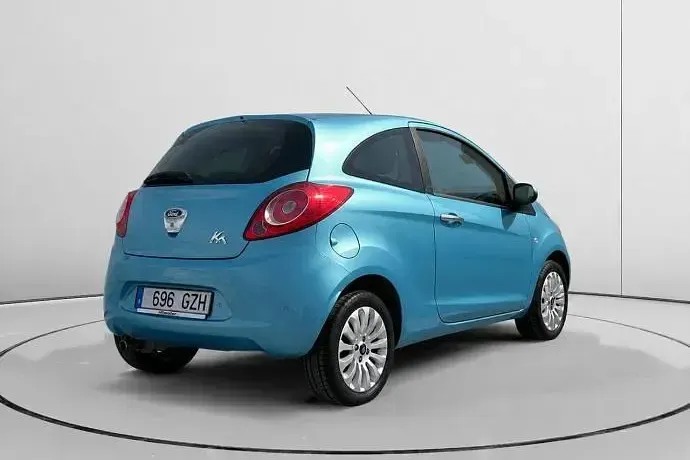 Usado Ford Ka Titanium 69 CV (50 kW) 2010 Utilitario