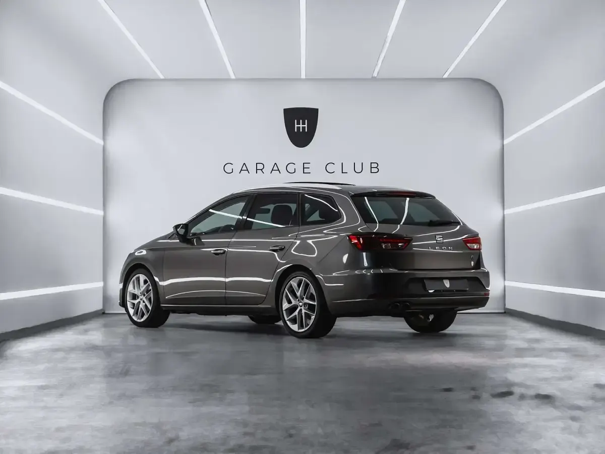 Usado Seat Leon ST FR 150 CV (110 kW) 2017 Gris Familiar
