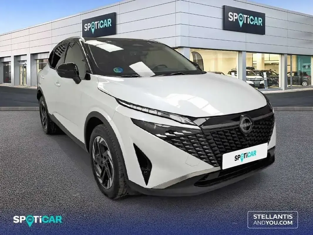 Begagnad Nissan Qashqai N-Connecta 159 HK (116 kW) 2025 Vit SUV