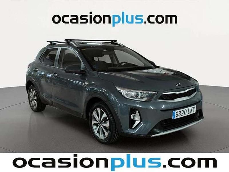 Usado Kia Stonic 101 CV (74 kW) 2020 Gris SUV