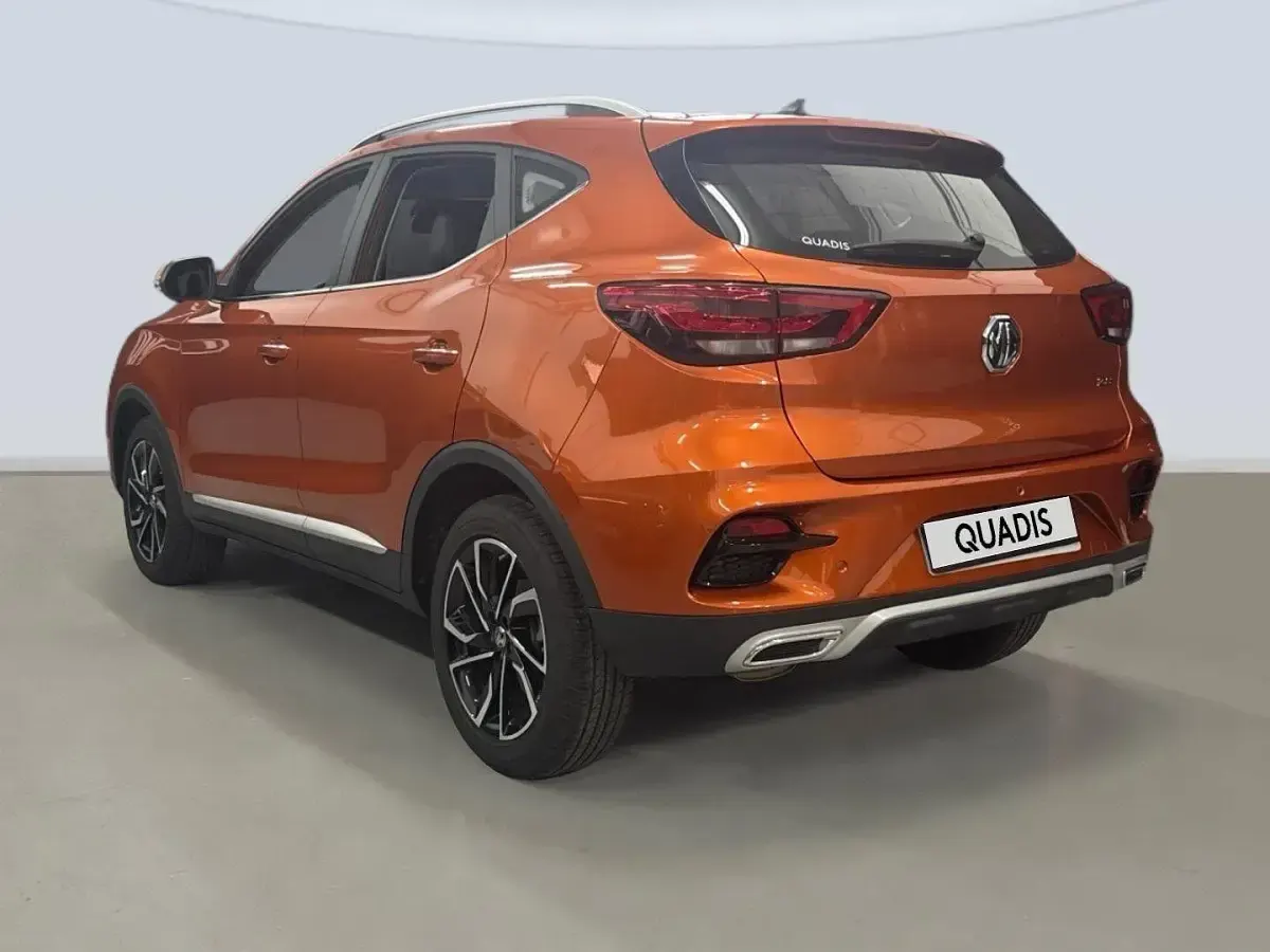 Usado MG ZS Comfort 106 CV (77 kW) 2025 Naranja SUV