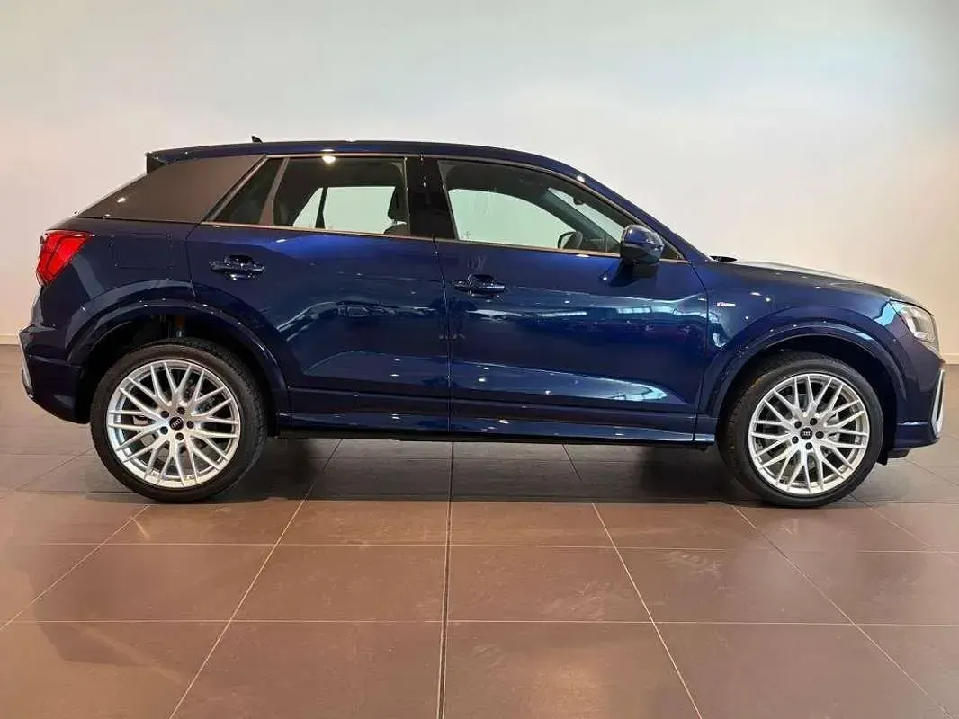 Usado Audi Q2 150 CV (110 kW) 2026 Azul SUV
