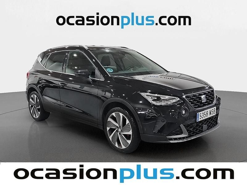 Usado Seat Arona FR 150 CV (110 kW) 2024 Negro SUV