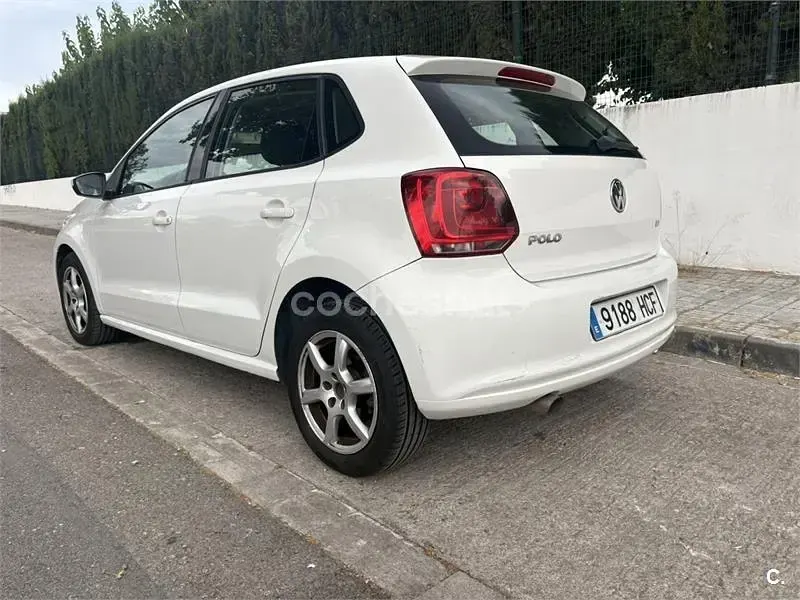 Usado VW Polo Advance 90 CV (66 kW) 2011 Blanco Utilitario