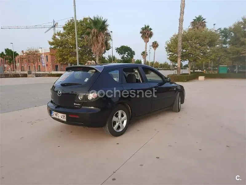 Usado Mazda 3 Active 109 CV (80 kW) 2008 Negro Berlina