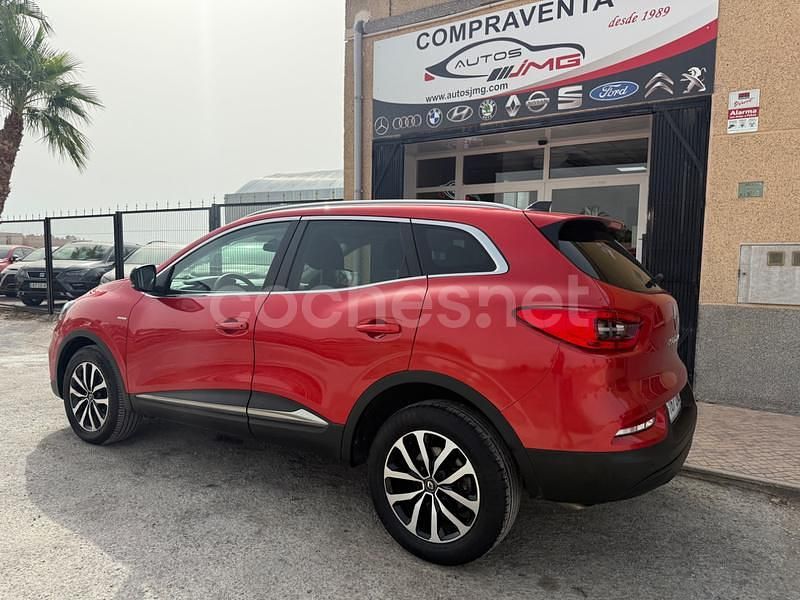 Usado Renault Kadjar LIMITED 140 CV (102 kW) 2021 Rojo SUV