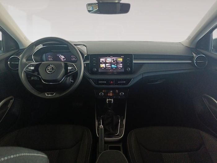 Usado Skoda Fabia Style 110 CV (80 kW) 2023 Azul Utilitario