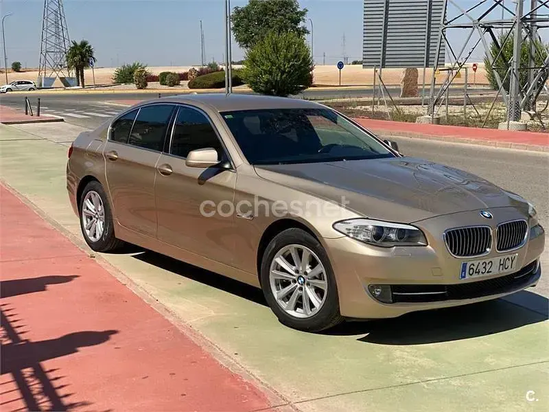 Usado BMW 520 177 CV (130 kW) 2011 Beige Berlina