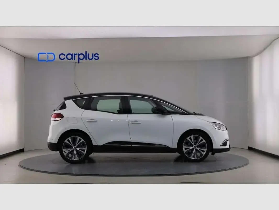 Usado Renault Scénic IV Zen 140 CV (102 kW) 2019 Blanco Monovolumen