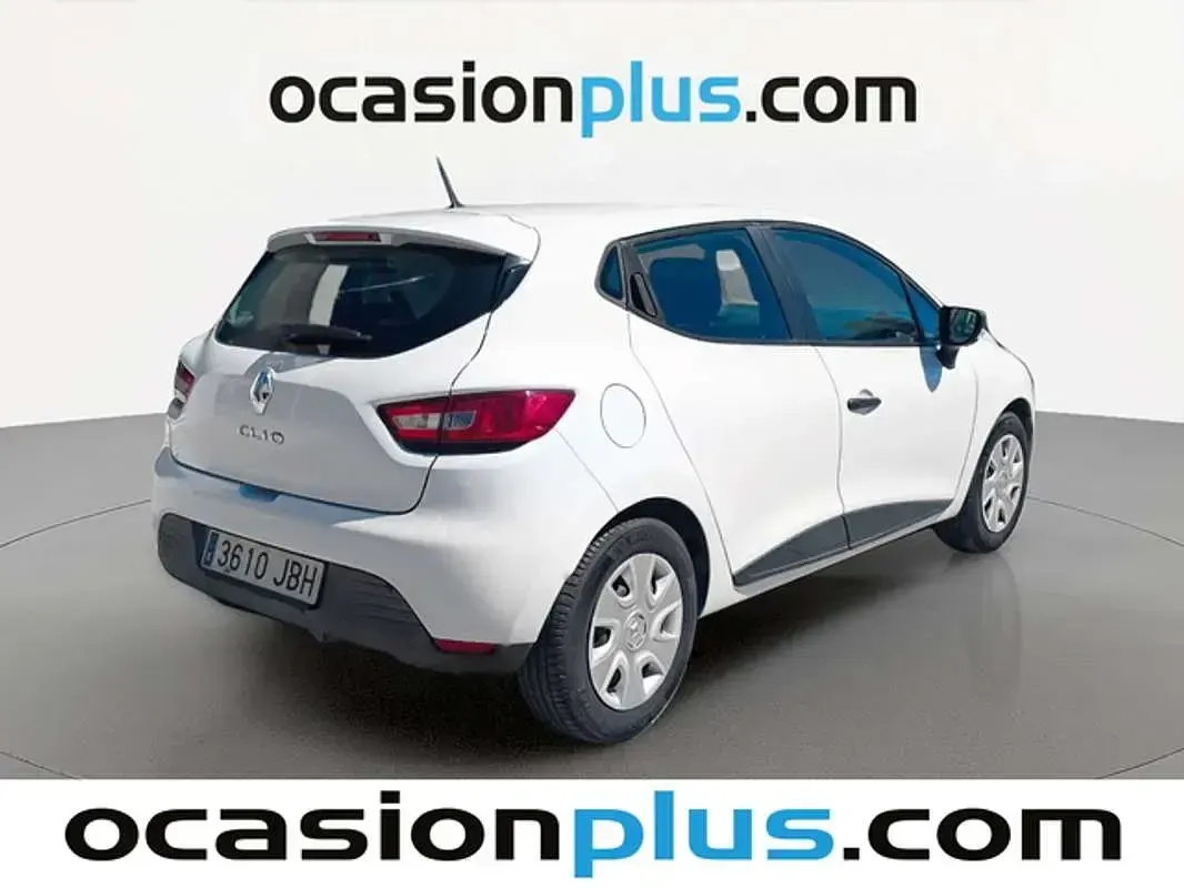 Begagnad Renault Clio IV Authentique 73 HK (53 kW) 2014 Vit Halvkombi