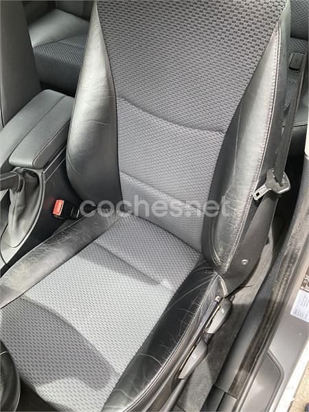 Usado BMW 318 143 CV (105 kW) 2009 Gris / plata Berlina