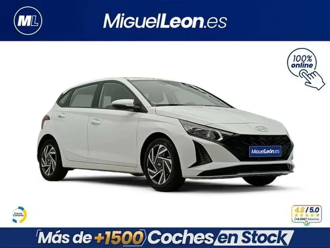 Usado Hyundai i20 101 CV (74 kW) 2024 Blanco Utilitario