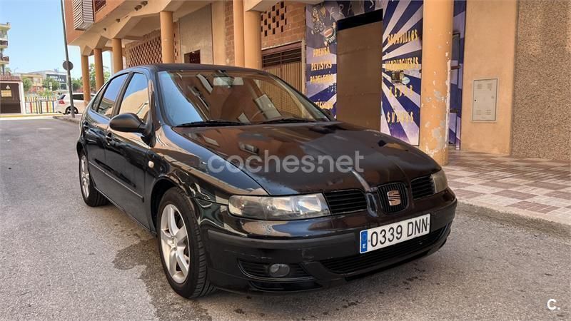 Negro Usado 2005 Seat Leon Berlina | 2499 € (Buen precio) - Imagen 1/4