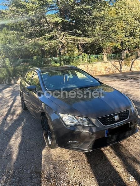 Usado Seat Leon ST CONNECT 110 CV (80 kW) 2016 Marrón Familiar
