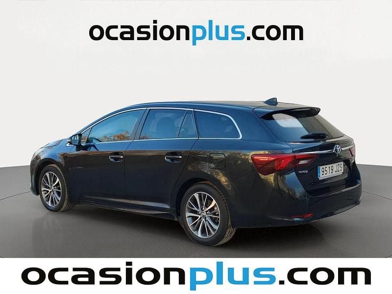 Usado Toyota Avensis Business Edition 143 CV (105 kW) 2017 Negro Familiar