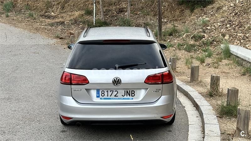 Gris / plata Usado 2016 VW Golf VII Advance Familiar | 11.000 € (Buen precio) - Imagen 1/2
