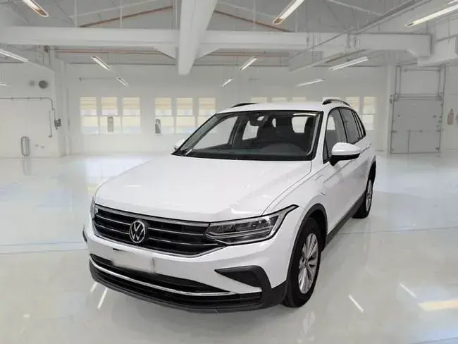 Usado VW Tiguan Life 244 CV (179 kW) 2023 Blanco SUV