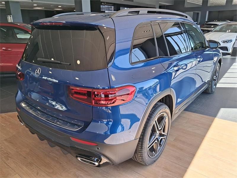 Nuevo Mercedes GLB200 150 CV (110 kW) 2026 Azul SUV