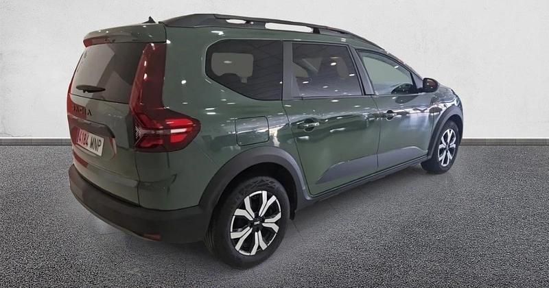 Usado Dacia Jogger Expression 110 CV (80 kW) 2024 Monovolumen