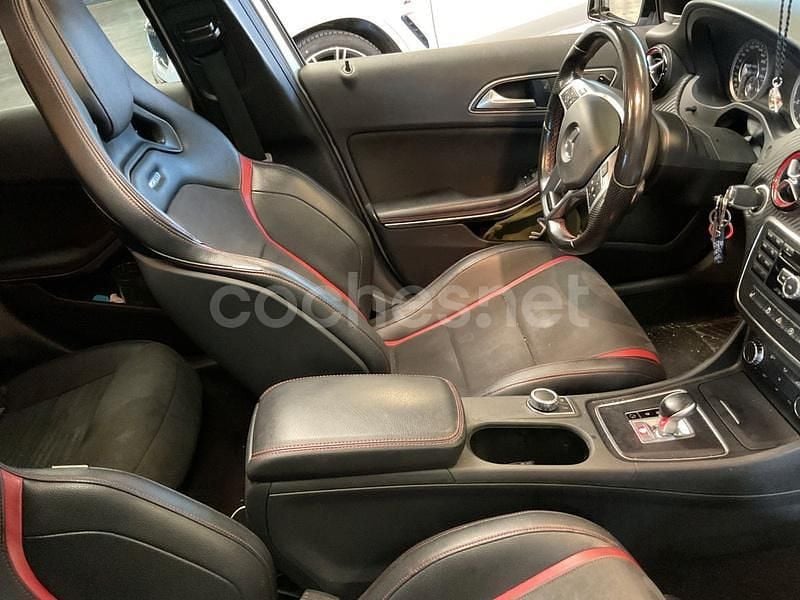 Gris / plata Usado 2015 Mercedes A45 AMG AMG Berlina | 27.490 € (Precio justo) - Imagen 1/4