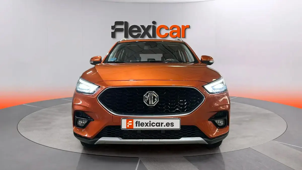 Usado MG ZS Luxury 111 CV (81 kW) 2024 Naranja SUV