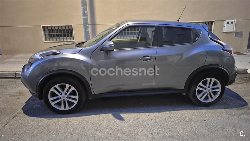 Usado Nissan Juke Acenta 110 CV (80 kW) 2016 Gris / plata SUV