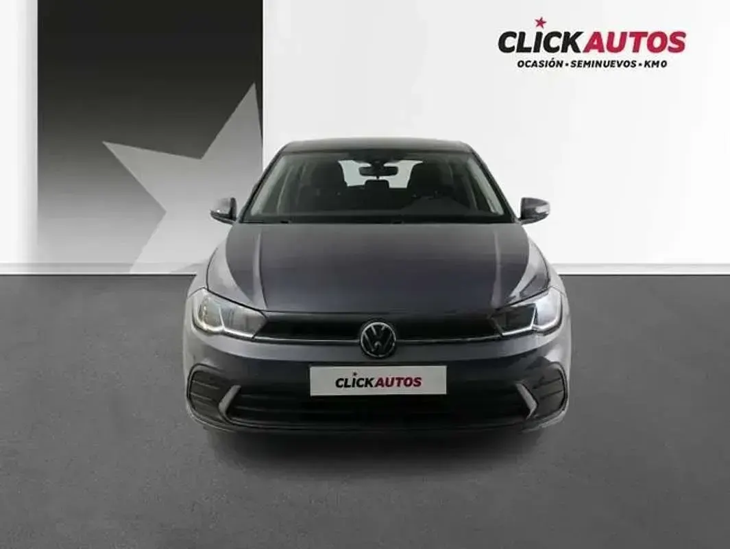 Usado VW Polo Life 95 CV (69 kW) 2024 Gris Utilitario