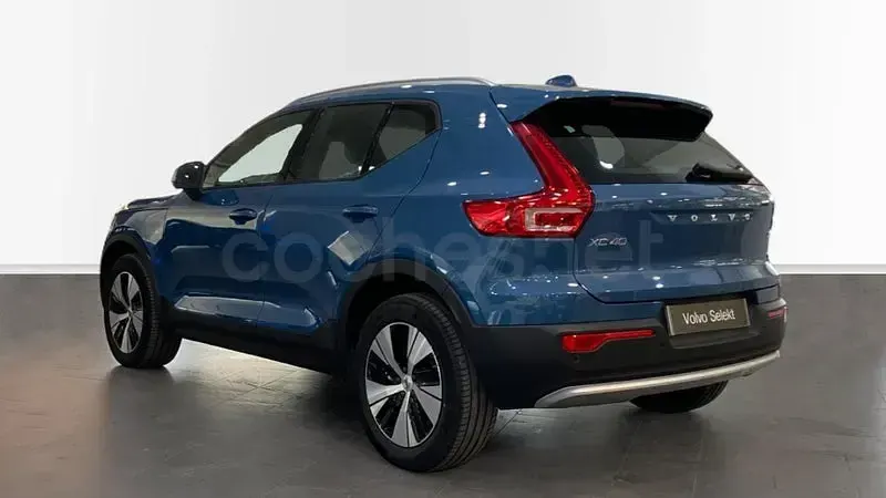 Usado Volvo XC40 Core 163 CV (119 kW) 2025 Azul SUV
