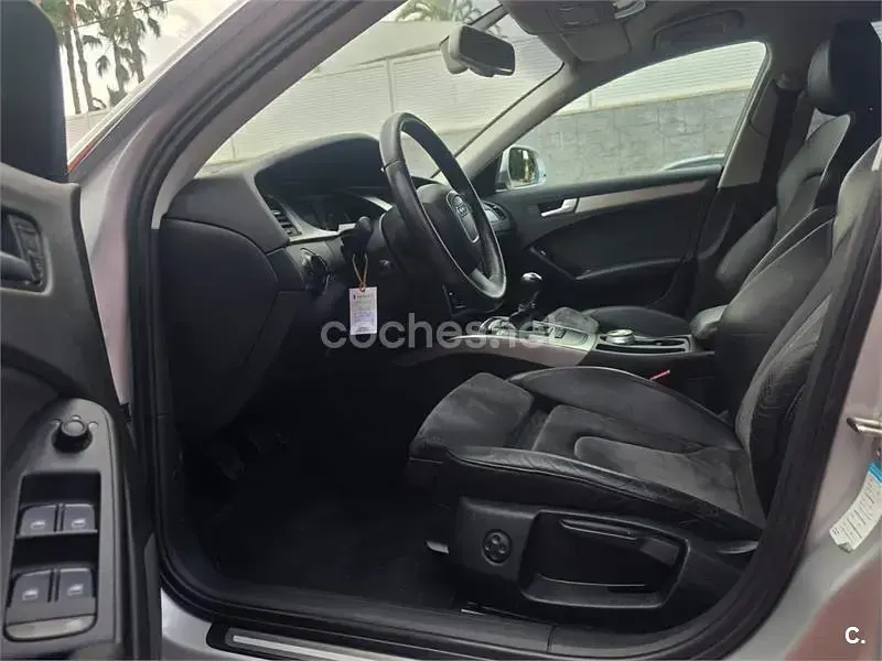 Usado Audi A4 211 CV (155 kW) 2009 Gris / plata Familiar