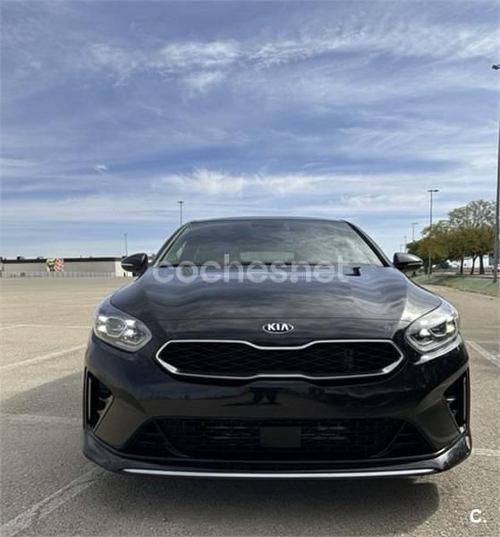 Negro Usado 2019 Kia ProCeed GT-Line Utilitario | 21.000 € (Precio justo) - Imagen 1/4