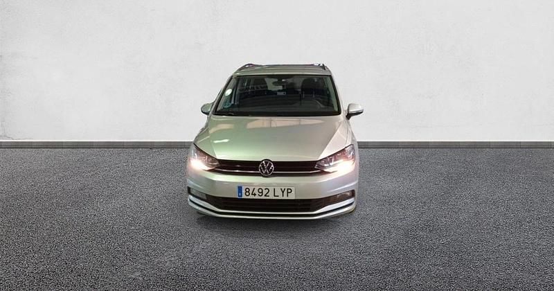 Usado VW Touran Business 122 CV (89 kW) 2022 Monovolumen