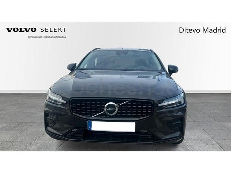 Usado Volvo V60 Plus 197 CV (144 kW) 2025 Gris / plata Familiar