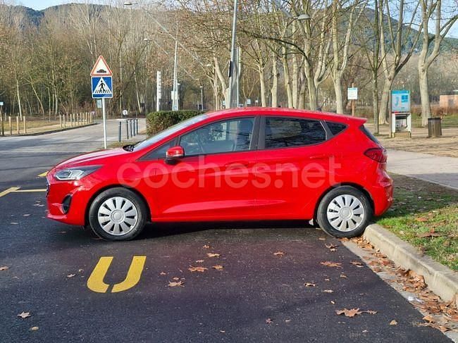 Usado Ford Fiesta Trend 75 CV (55 kW) 2022 Rojo Berlina