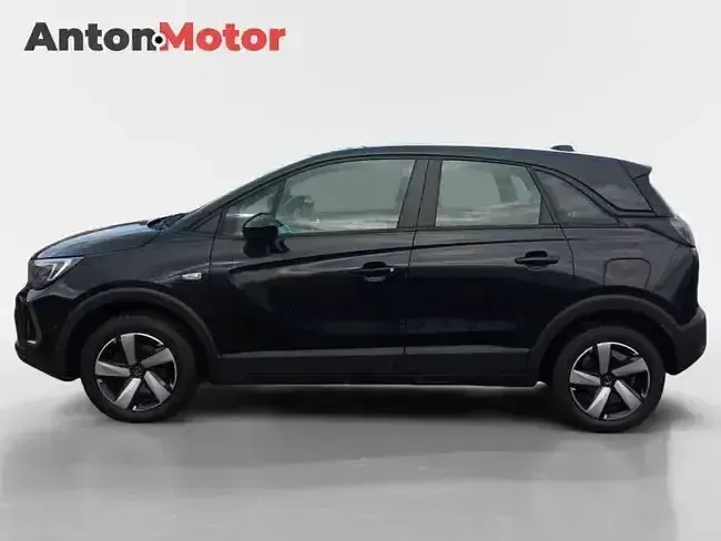Usado Opel Crossland Edition 110 CV (80 kW) 2021 Negro SUV