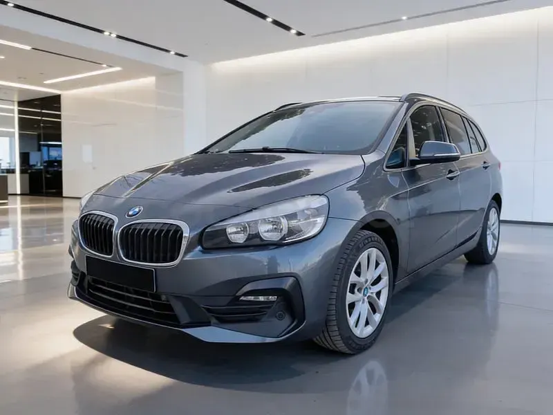 Usado BMW 218 150 CV (110 kW) 2018 Gris / plata Familiar