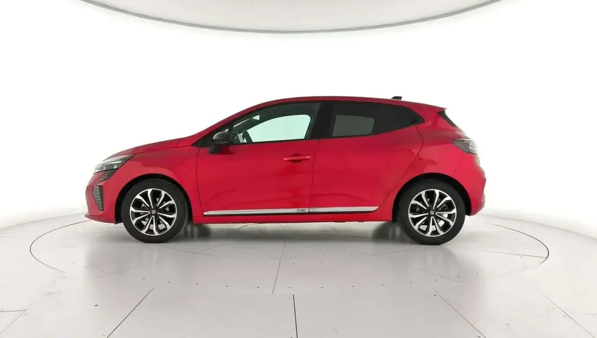 Usado Renault Clio V Techno 101 CV (74 kW) 2025 Rojo Berlina