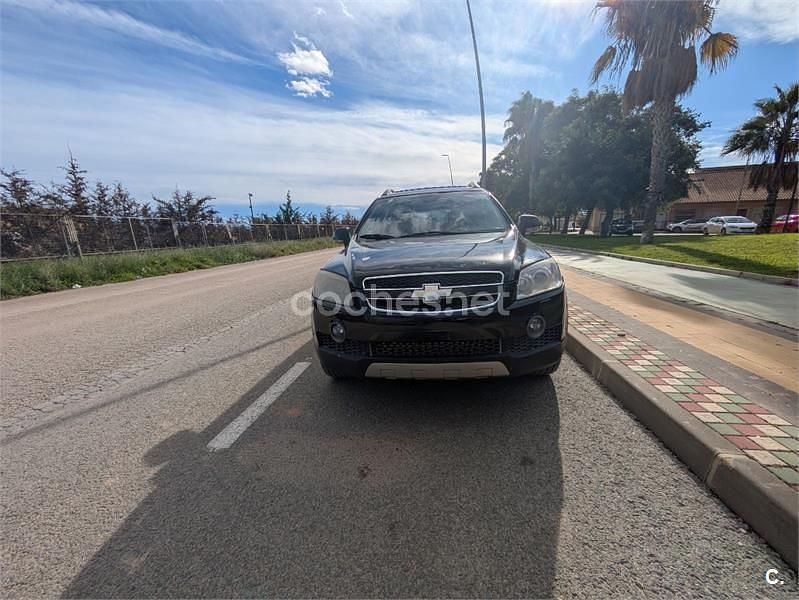 Negro Usado 2008 Chevrolet Captiva LS SUV | 5000 € (Precio justo) - Imagen 1/4