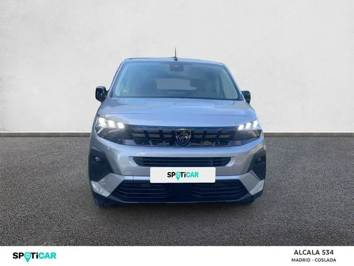 Usado Peugeot Rifter Allure 130 CV (95 kW) 2024 Gris Monovolumen