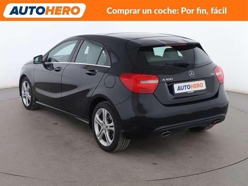 Usado Mercedes A220 Urban 110 CV (80 kW) 2014 Negro Berlina