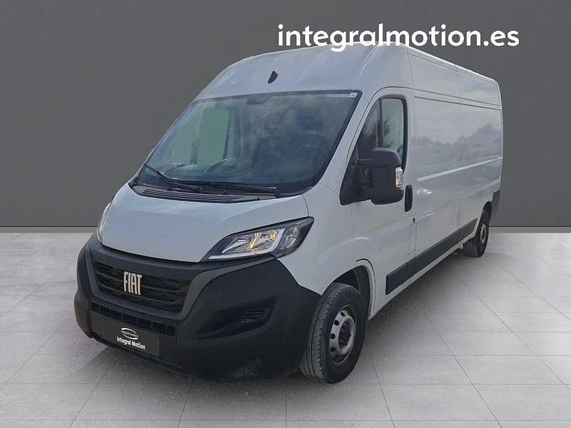 Usado Fiat Ducato 140 CV (102 kW) 2023 Blanco Van
