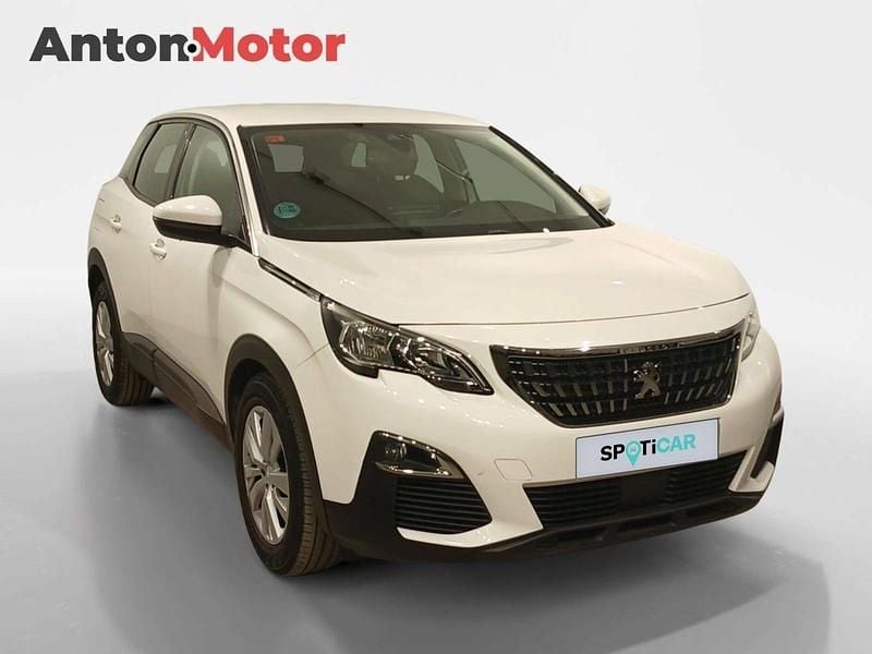 Usado Peugeot 3008 Active 130 CV (95 kW) 2019 Blanco SUV