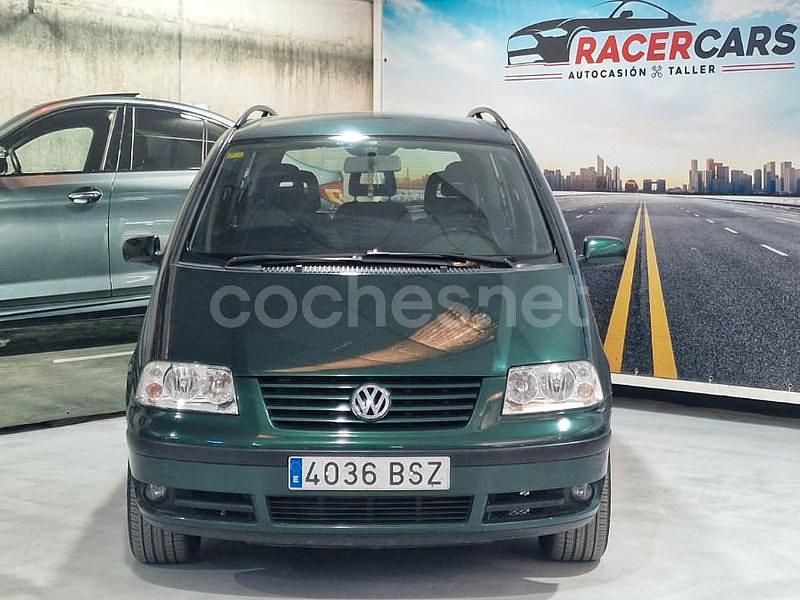 Usado VW Sharan Comfortline 115 CV (84 kW) 2002 Verde Monovolumen