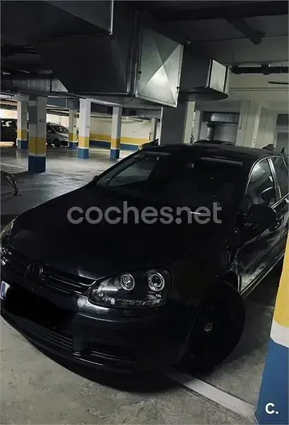 Usado VW Golf IV Trendline 115 CV (84 kW) 2004 Negro Berlina