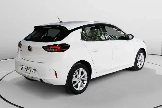 Usado Opel Corsa Elegance 101 CV (74 kW) 2022 Blanco Utilitario
