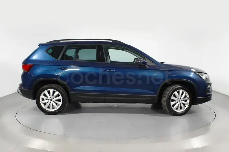 Usado Seat Ateca Style 110 CV (80 kW) 2022 Azul SUV