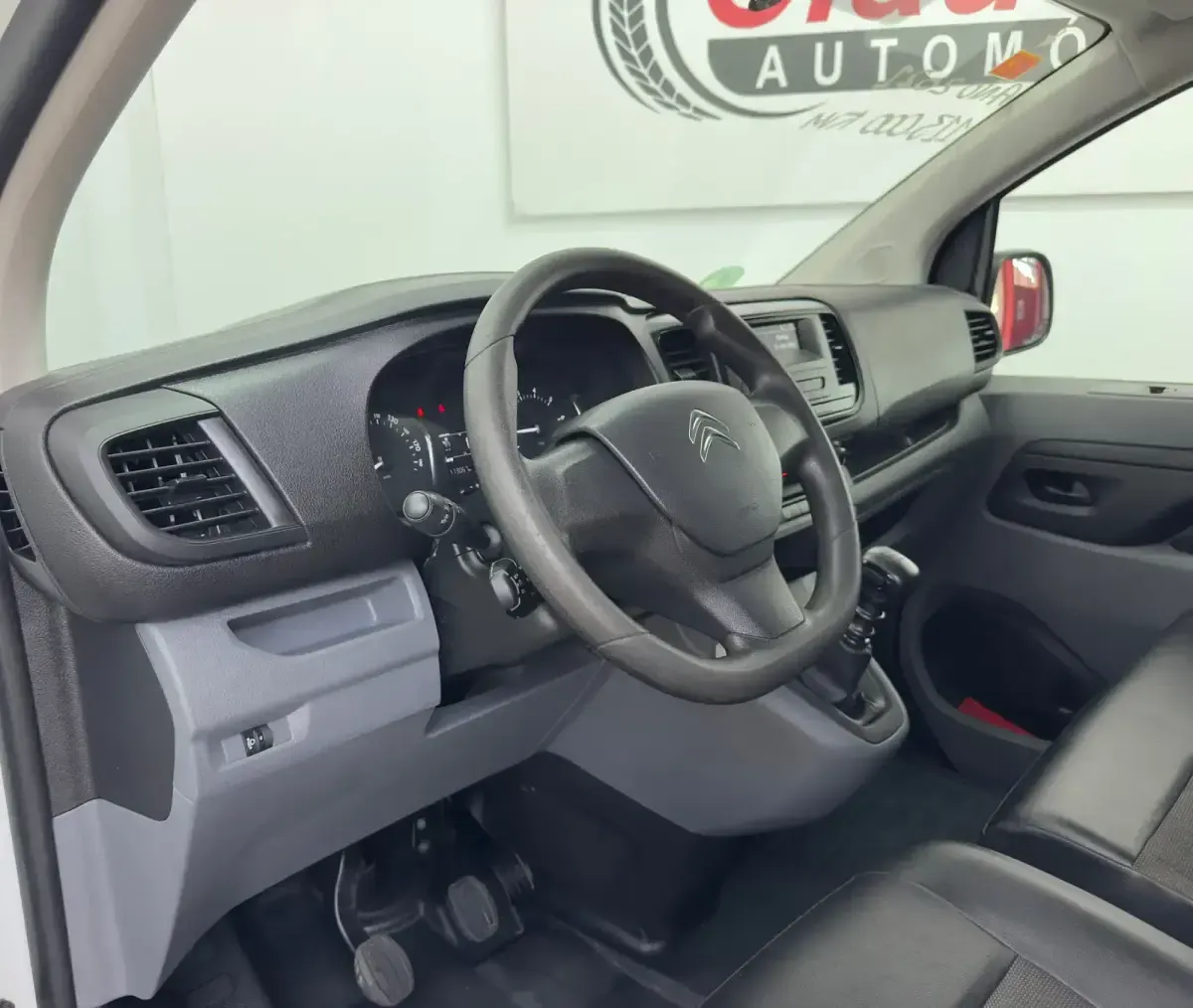 Usado Citroën Jumpy 100 CV (73 kW) 2021 Blanco Monovolumen